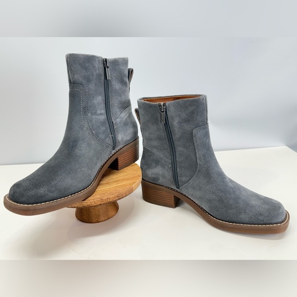LUCKY BRAND Gray suede KASEY heeled ankle boots size 6.5 - Picture 5 of 8